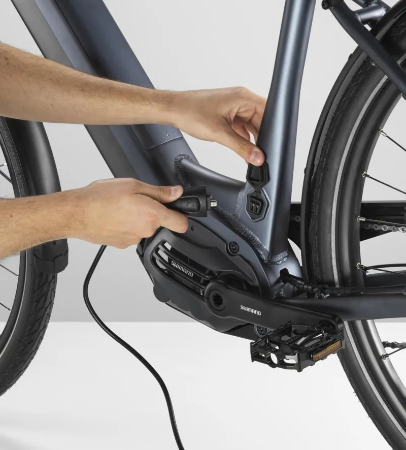 Bianchi T-Tronic C DB X5/X7 9S E6100 Green / Matt Graphite - ex Demo-2