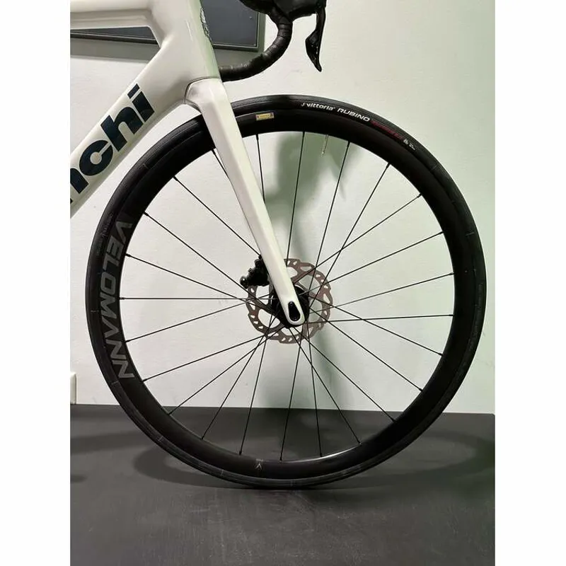 Bianchi Sprint Disc 12 speed 105 Light Grey Graphite Race Glossy