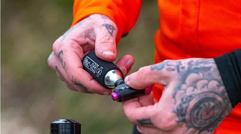 CO2 Inflator Kit 16g Road Bike-2