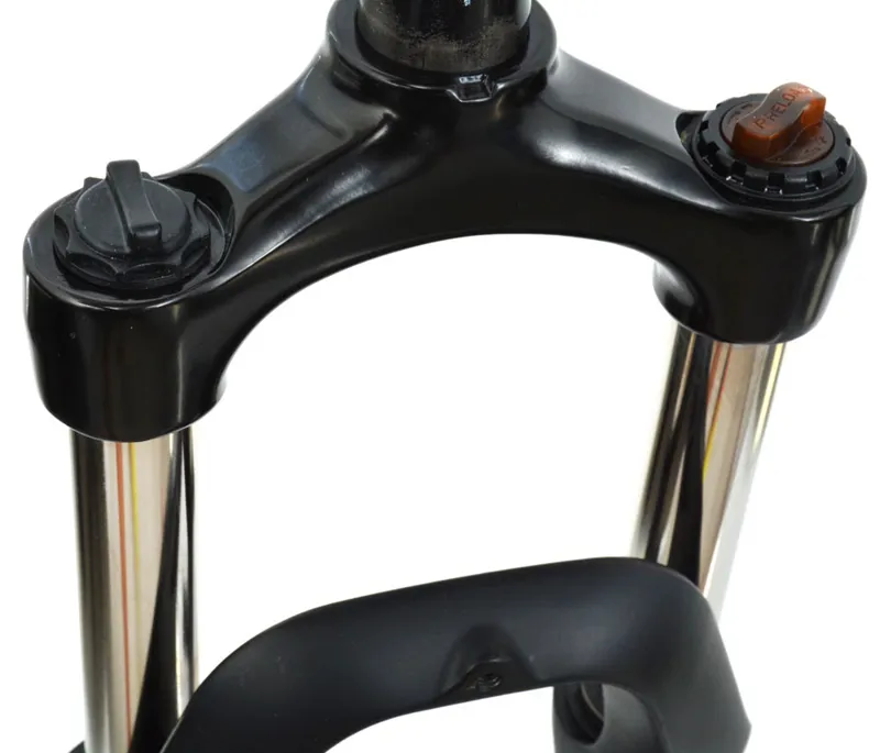Zoom 565 Forgo 26 Suspension Fork Black-3
