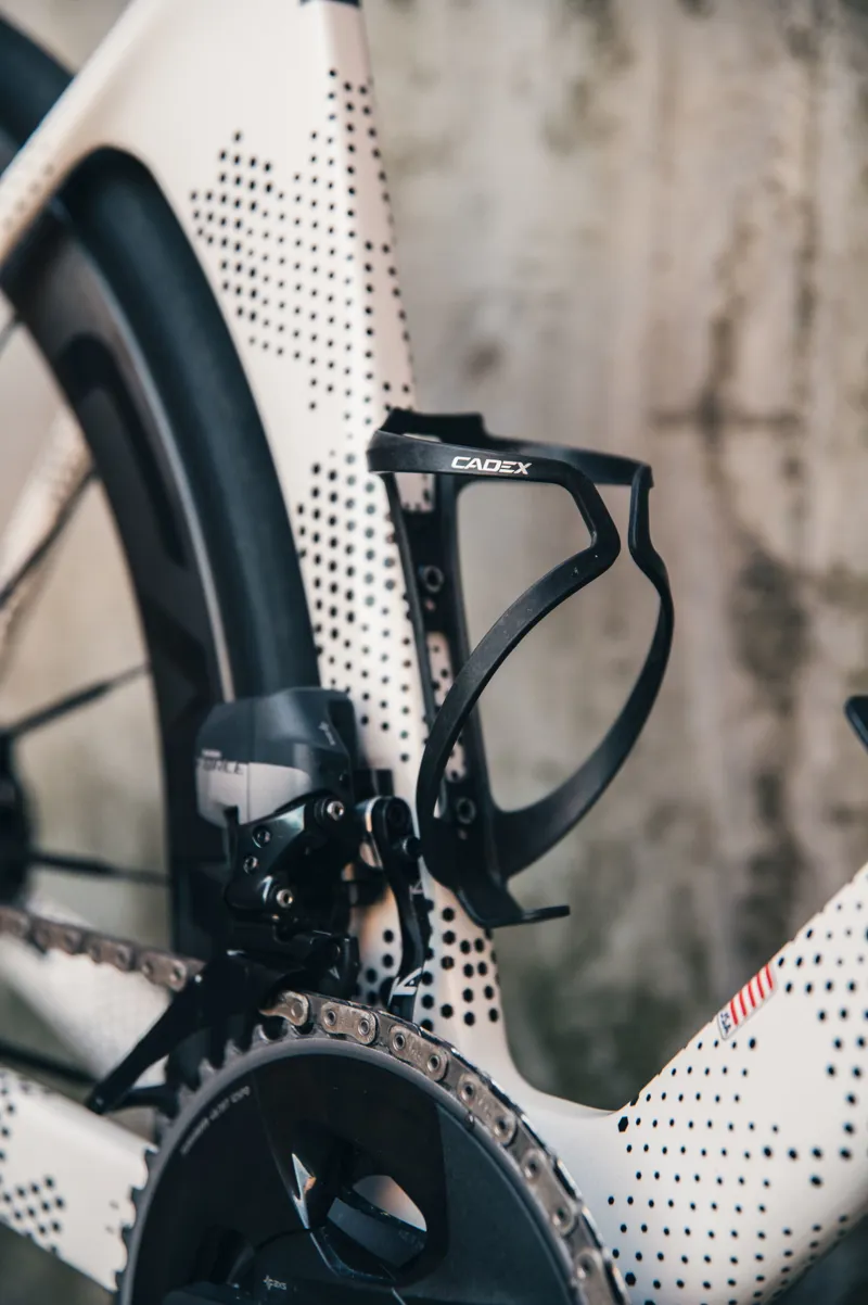 Cadex Water Bottle Cage Black-3