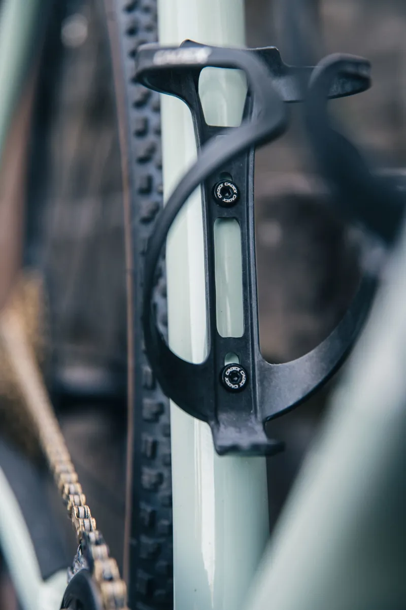 Cadex Water Bottle Cage Black-2