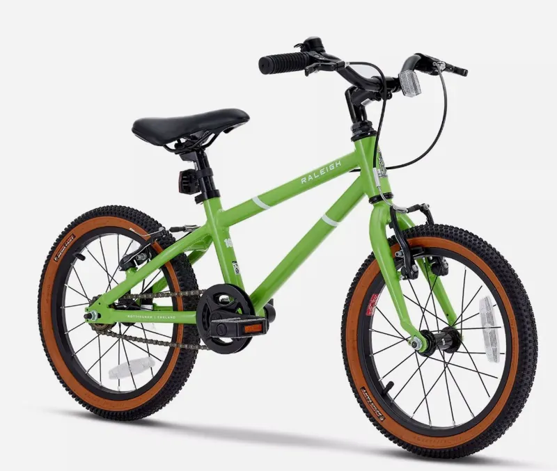 Raleigh Pop 16 Inch Light Alloy Kids Bike Green