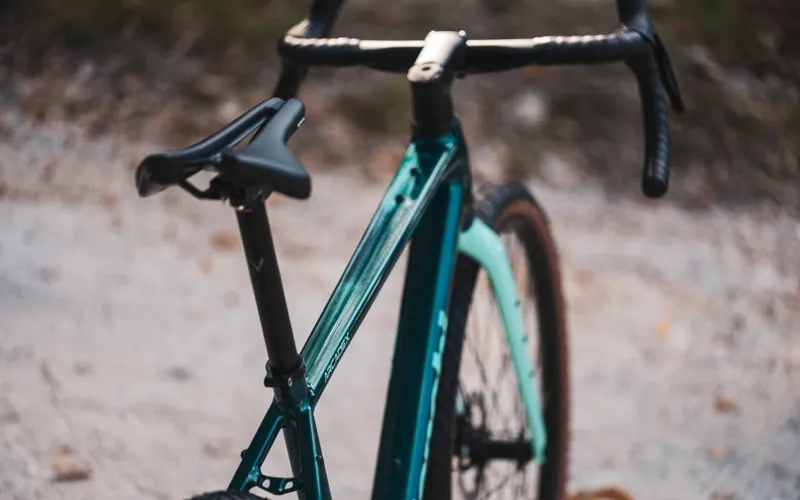 Bianchi Arcadex AL Gravel Bike GRX 610 12sp Turquoise Celeste Glossy-4