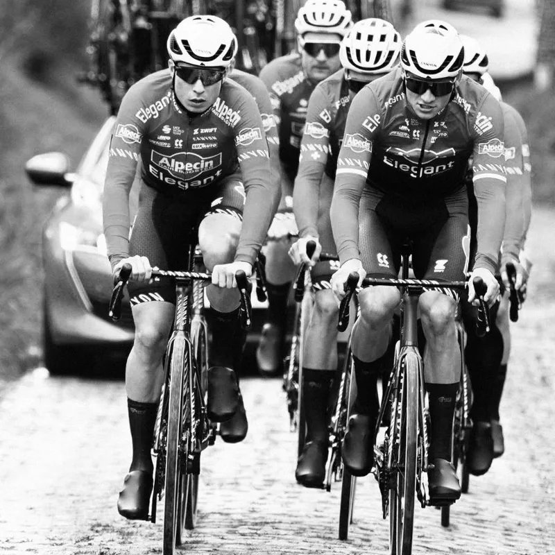 Spatz Windsock 2 UCI Legal Aero Oversocks Black-4