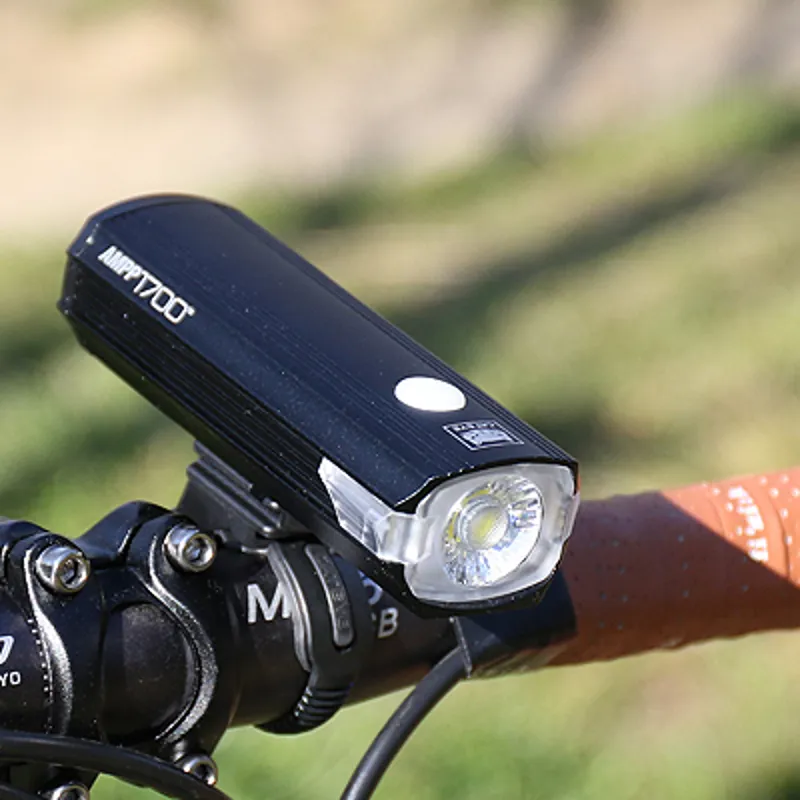 Cateye Ampp 1700 Front Bike Light: BLACK-2